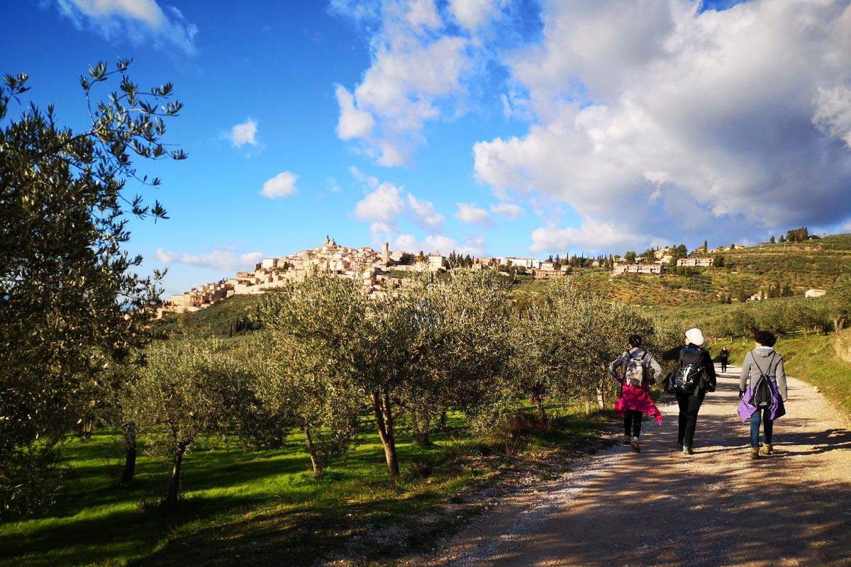 Trekking Umbria